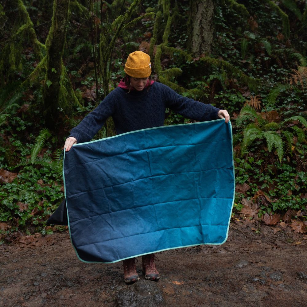 Everywhere Mat Mini - Ocean Fade | Rumpl Blankets For Everywhere ...