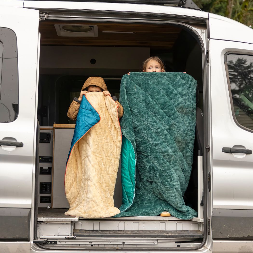 Fleece Puffy Throw Blanket - Jade Fade