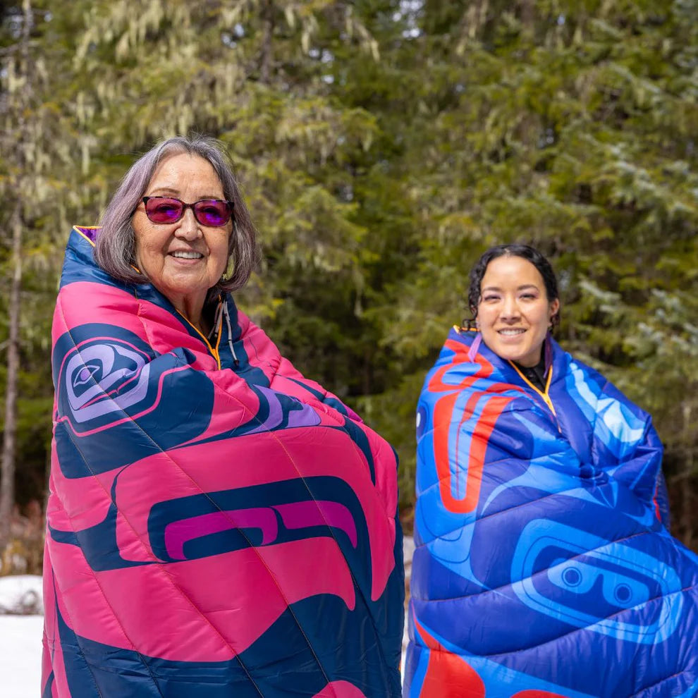Original Puffy Blanket - Crystal Worl - Raven & Moon