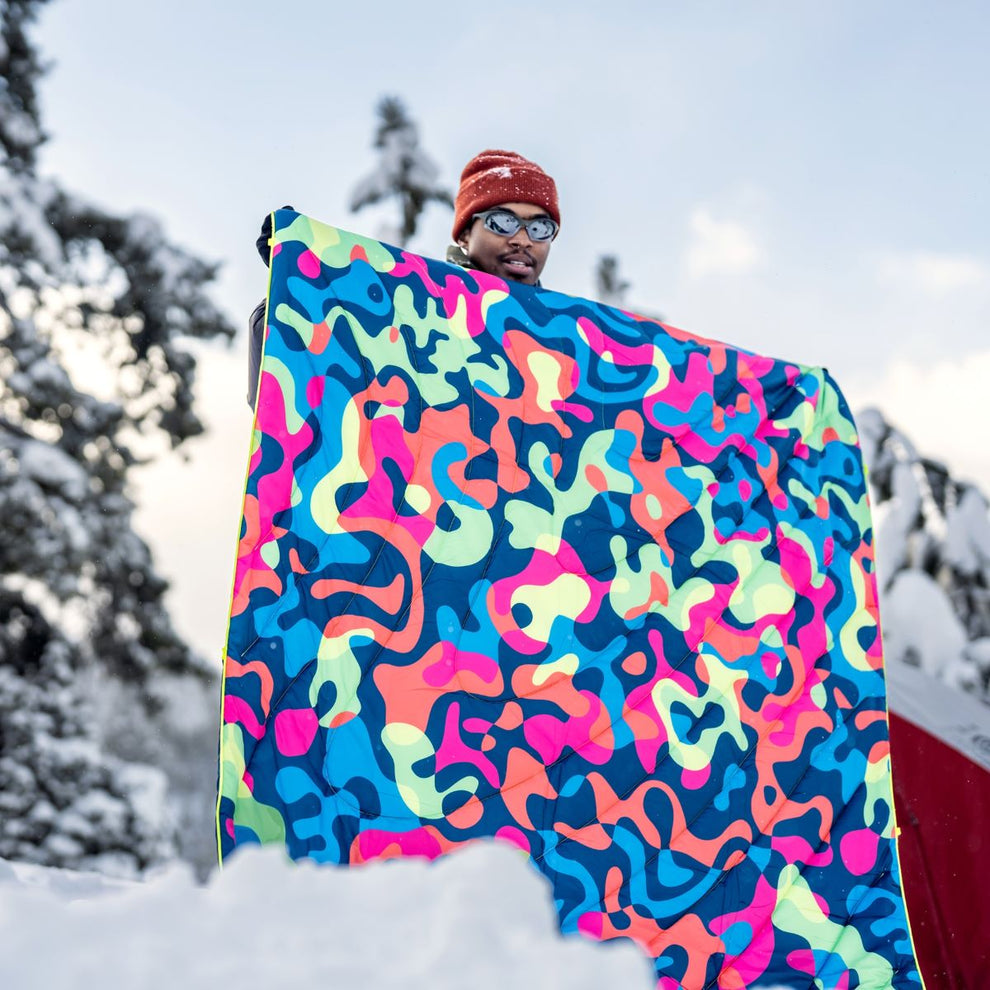 Rumpl Original Puffy Blanket - Hyper Abstraction Original Puffy Blanket - Hyper Abstraction | Rumpl Blankets For Everywhere Printed Original