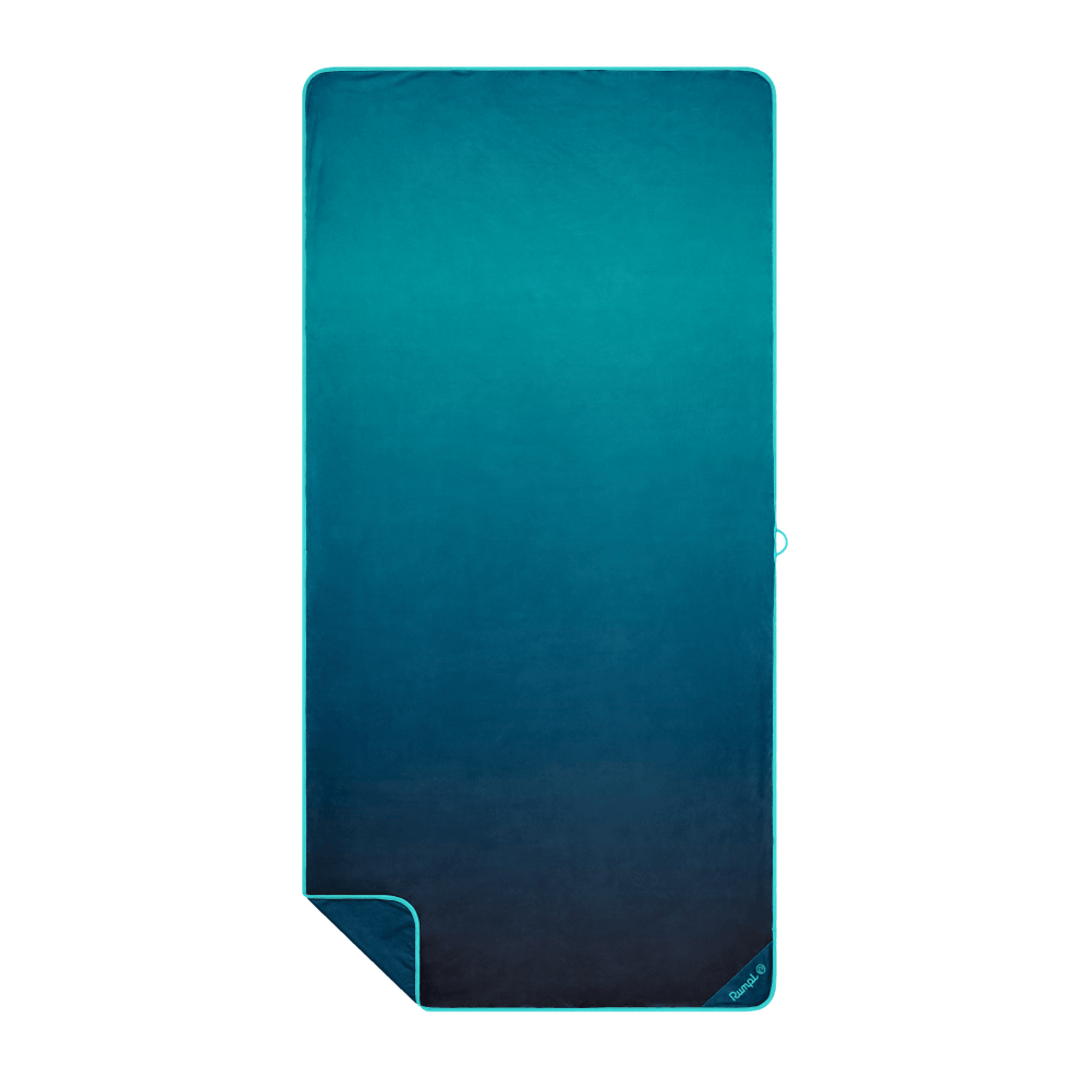 Rumpl Tech Towel - Ocean Fade Tech Towel - Ocean Fade | Rumpl Blankets for Everywhere Tech Towel