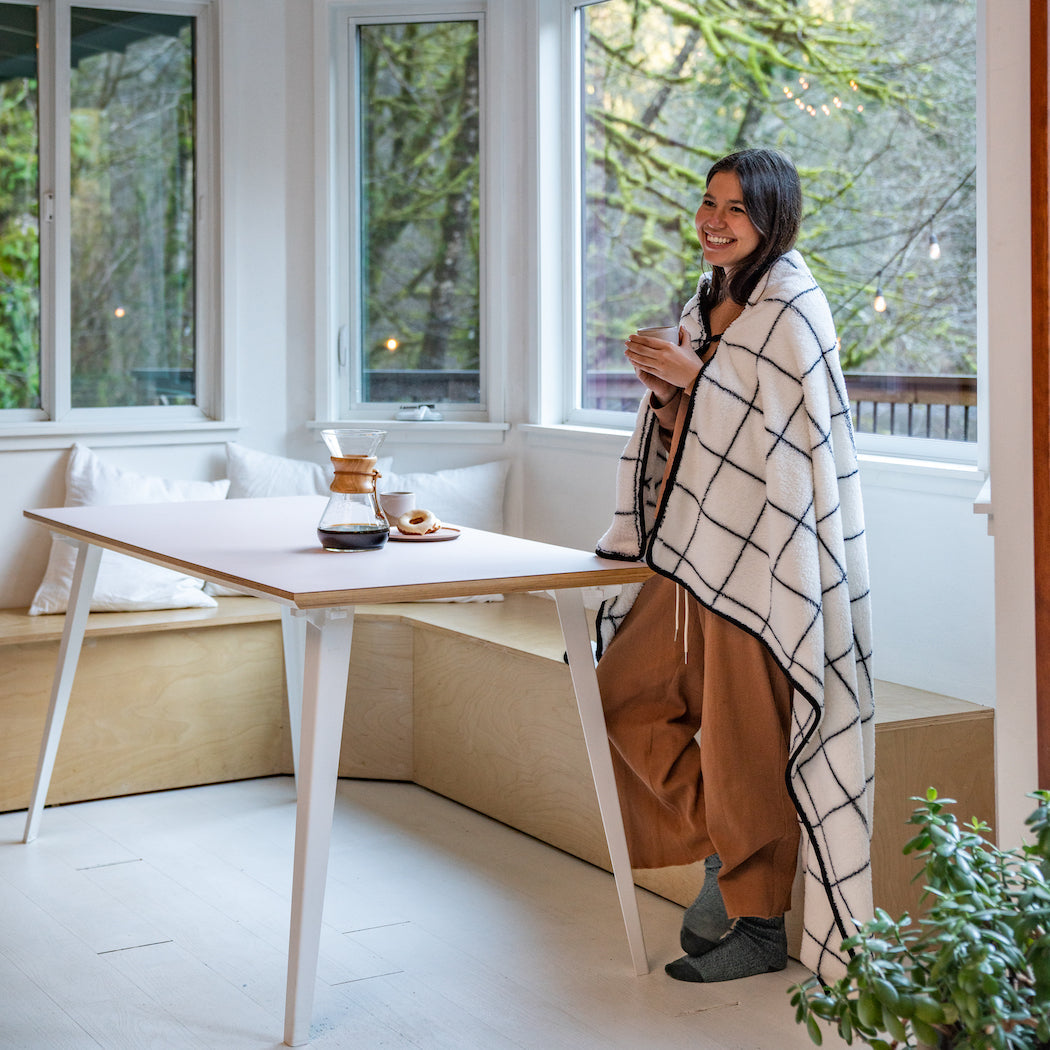 Sherpa Fleece Blanket Window Pane White